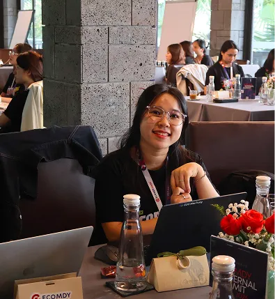 Nguyễn Thị Thu Thuỷ — Nhà Thiết Kế Sản Phẩm tại Phu Quoc Times Media